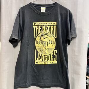 "The Negro Leagues Baseball" t-shirt Size Large Y2K Vintage BR2139